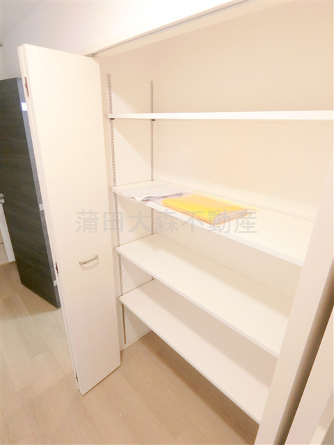 ザ・プレイス中馬込の収納|玄関　収納