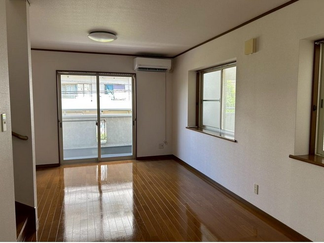 【居間・リビング】