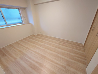 【洋室】 | ドゥ・マテール穴生（C-22）