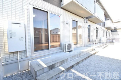 【庭】 | フォンテーヌ金倉 B棟 | 専用庭