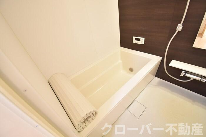 フォンテーヌ金倉 B棟の浴室|浴室