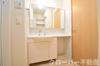 【独立洗面台】 | フォンテーヌ金倉 B棟 | 洗髪洗面化粧台