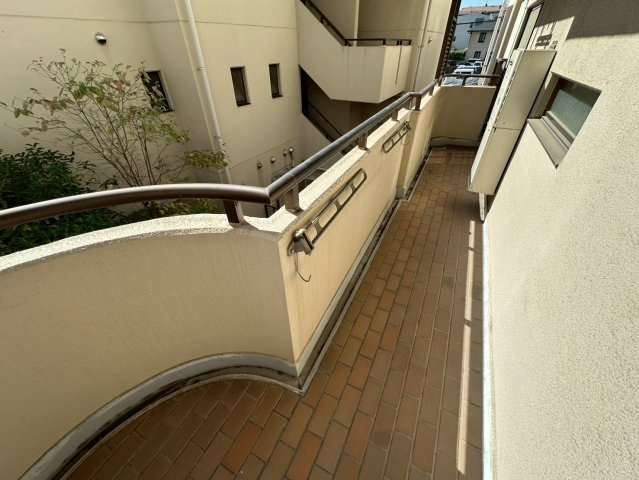 ベルエアー弓ノ木のバルコニー