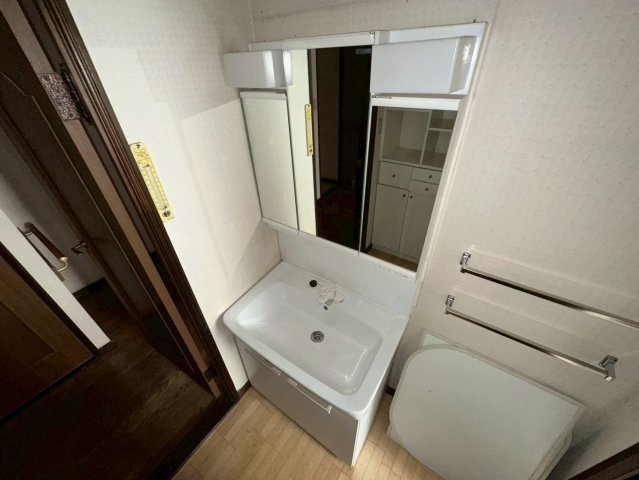 ベルエアー弓ノ木の洗面所