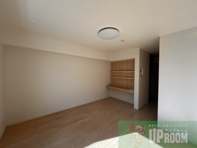 ピアット　鳥居松の内装|内装は落ち着いています