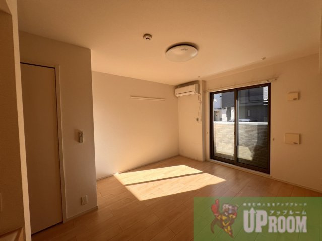 ピアット　鳥居松の居間・リビング|過ごしやすい室内です