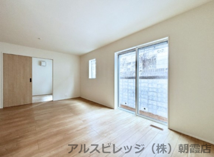 新築/朝霞市根岸台７丁目第２期　全５棟の居間・リビング