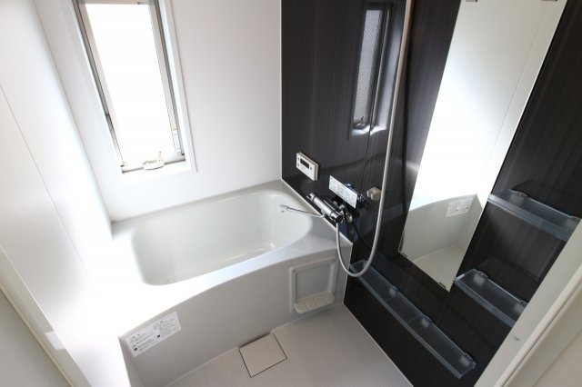 ALEGRIA垂水霞ヶ丘の浴室