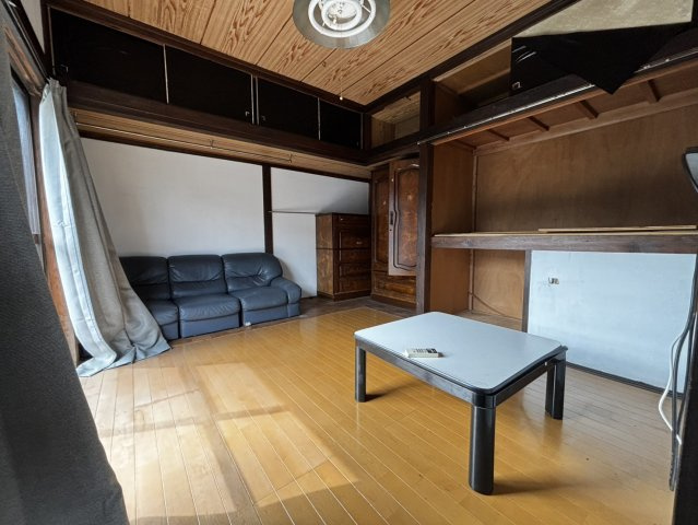 鴨川市　中古戸建の洋室