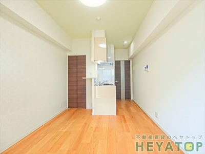 【居間・リビング】 | RIVO浅間町 | 洋室９.５帖（同仕様写真）