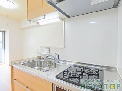 【キッチン】 | RIVO浅間町 | ２口ガスシステムキッチン（同仕様写真）