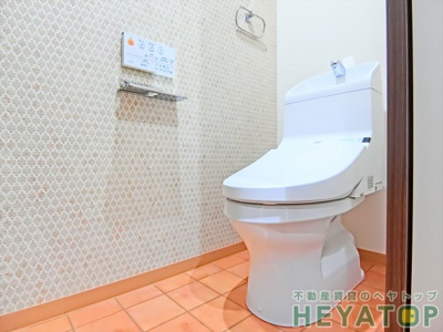 【トイレ】 | RIVO浅間町 | 温水洗浄便座（同仕様写真）