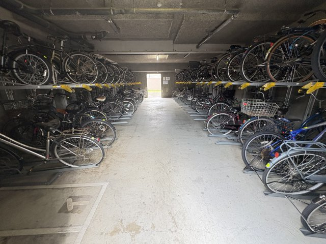 グランプレステージ明石魚住の駐輪場