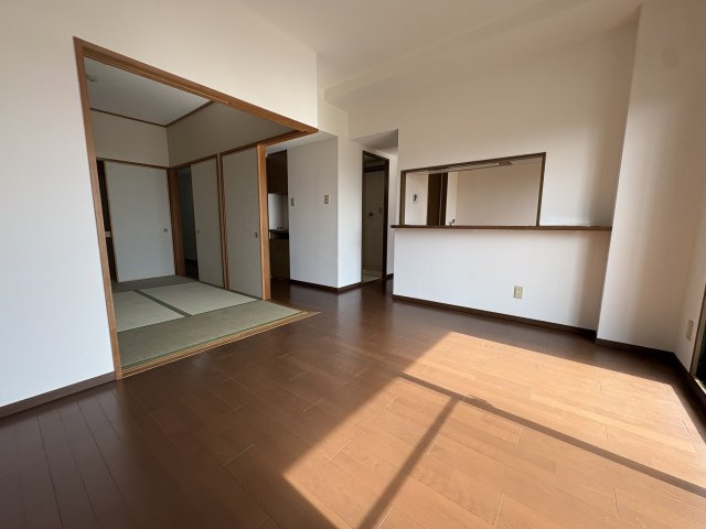 グランプレステージ明石魚住の居間・リビング