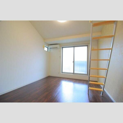 【居間・リビング】 | ＢｅｓｔＳｔａｇｅ鶴瀬東 | ゆったり過ごせる居間です