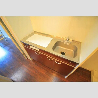 【キッチン】 | ＢｅｓｔＳｔａｇｅ鶴瀬東 | コンパクトなキッチンで掃除もラクラク