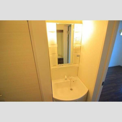 【独立洗面台】 | ＢｅｓｔＳｔａｇｅ鶴瀬東 | 独立洗面化粧台が付いています