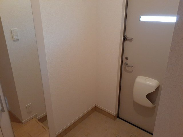 ホワイト　ノバ　Ⅰの玄関