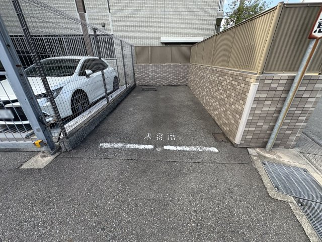 アルファステイツ西二見駅前のその他|来客用駐車場