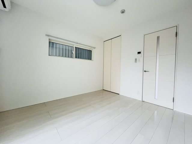 ＨＣフラッツ須磨天神の居間・リビング