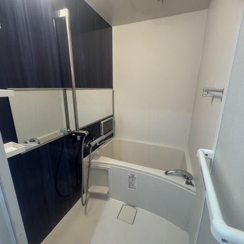 NORFINO Lunettaの浴室