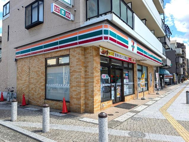 スカイヒルズ新道出の周辺|セブンイレブン泉佐野日根野駅前店まで813ｍ