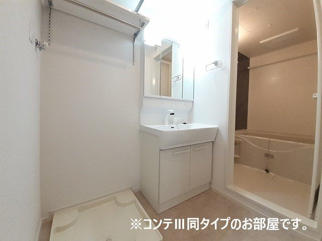 プラージュの洗面所|コンパクトで使いやすい洗面所