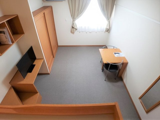 レオパレスグランドゥール太田の居間・リビング|家具家電付きで使いやすい居室