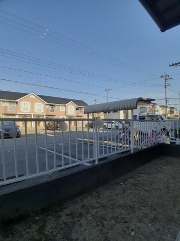 ラベニュー西中の庭|お庭で自由な時間を過ごせます