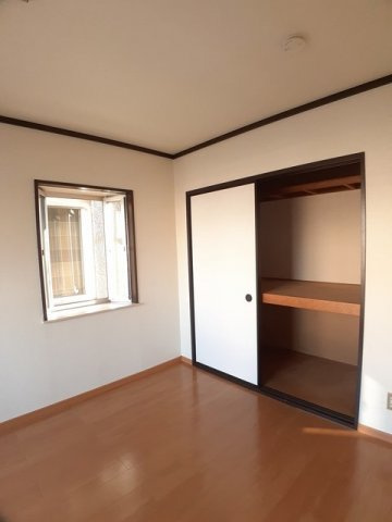 ラベニュー西中の収納|収納豊富です