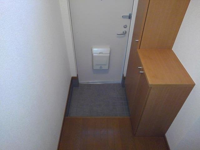 アルカディアⅢの玄関|ゆったりとした玄関です