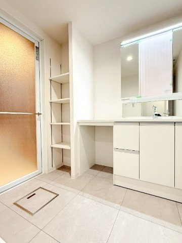 グランレガーロの洗面所