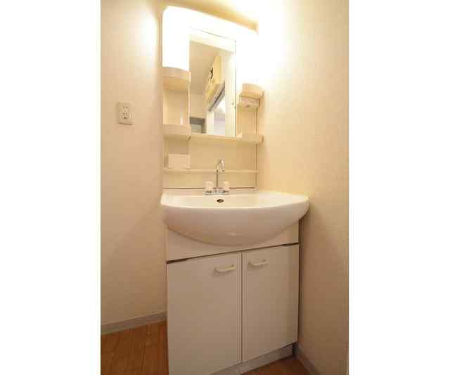 川崎市麻生区片平６丁目のアパートの洗面所