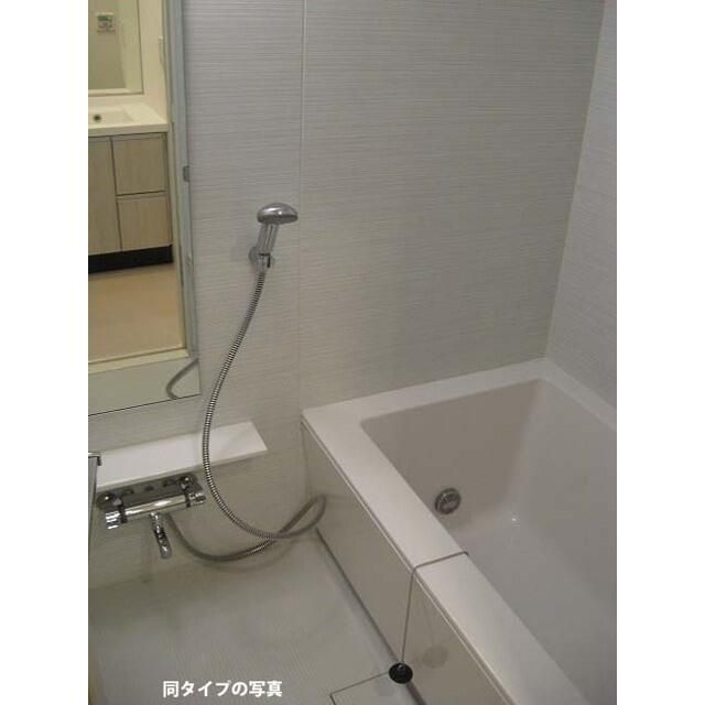 コンフォリア東池袋ＥＡＳＴの浴室