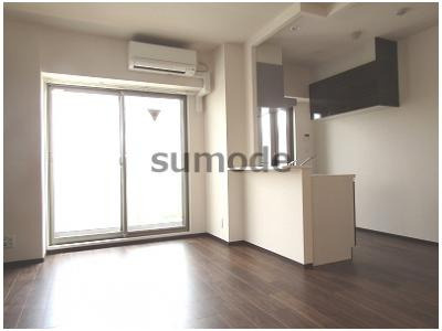 LaDouceur南茨木の居間・リビング