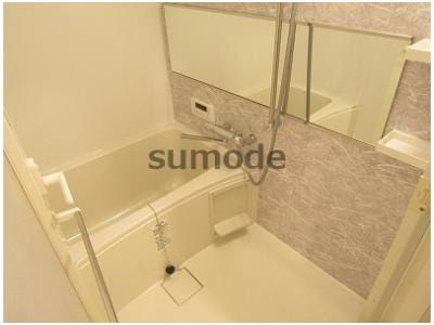 LaDouceur南茨木の浴室