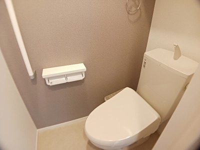 【トイレ】 | グランベッセルⅠ | ゆったりとした空間のトイレです