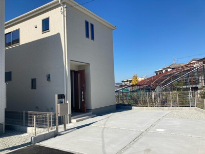 【外観】 | リーブルガーデン生駒市東菜畑２期 | 外観