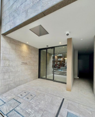 アーバネックス南森町WESTのエントランス