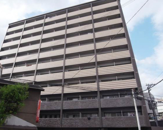 クリーデンス福島の外観