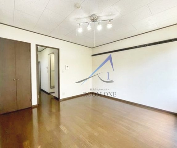 カーサヴェルデの居間・リビング|洋室のお部屋です。