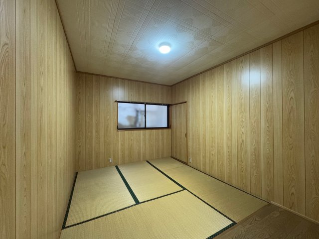 【和室】 | 御所市中央通り2丁目　中古戸建 | ２階和室♪