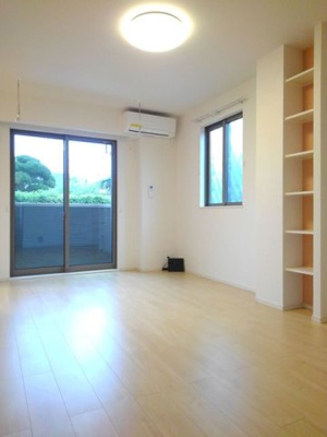 【居間・リビング】 | メイプルコート