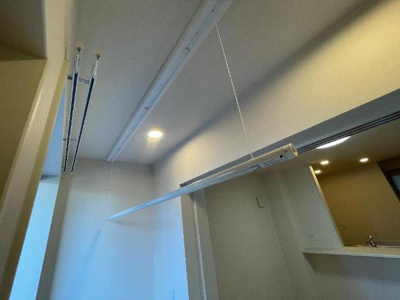 【その他】 | （仮称）ユニヴァリィⅡ上乃木 | 室内物干し（イメージ）