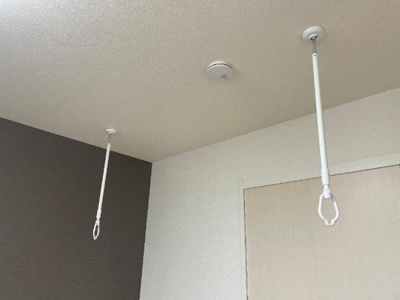 【その他】 | （仮称）ユニヴァリィⅡ上乃木 | 洋室室内物干し（イメージ）