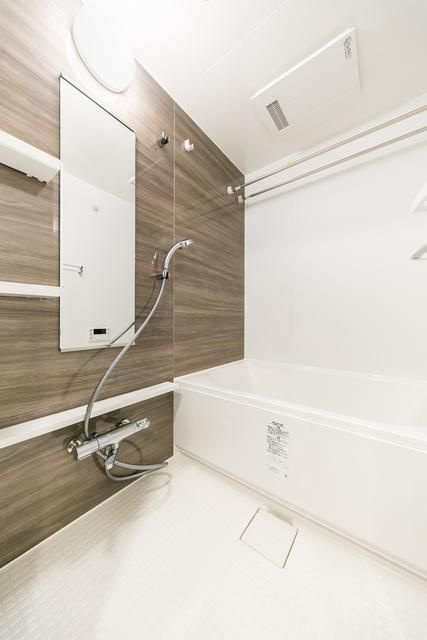 ジオエント大塚の浴室