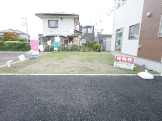 【庭】 | 甲府市上曽根町 新築全2棟 2号棟 敷地70坪 中道北小学区 | 広々としたお庭付き