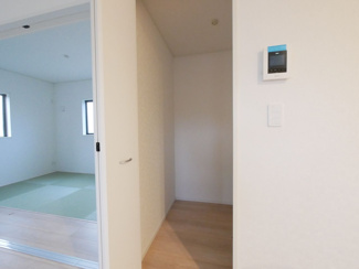 【収納】 | 甲府市上曽根町 新築全2棟 2号棟 敷地70坪 中道北小学区 | あると便利なリビング収納