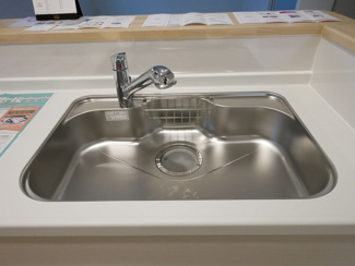 【浴室】 | 甲府市上曽根町 新築全2棟 2号棟 敷地70坪 中道北小学区 | キッチンシンク。