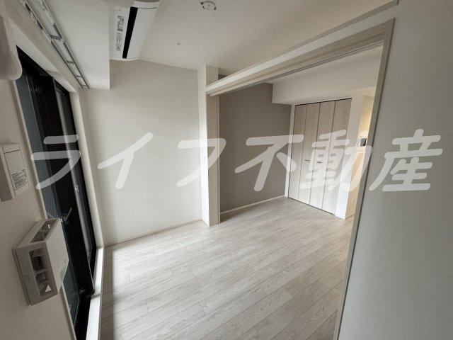 ブランシエスタ森ノ宮の洋室|使い勝手のいい洋室です